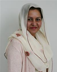 Profile image for Councillor Sameena Zaheer