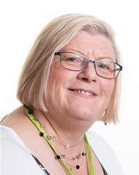 Profile image for Councillor Lynne Holland